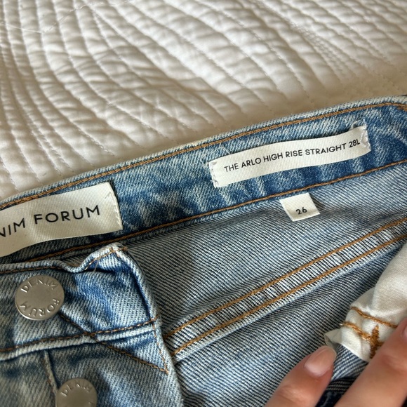 SOLD: Aritzia Denim Forum Jeans - Picture 1 of 2